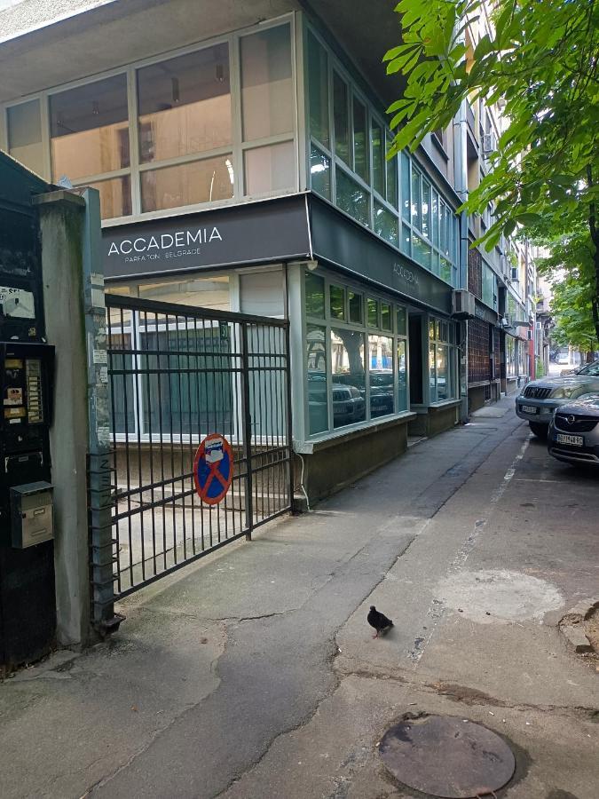 Panda Victor Space Capsule Hostel-Neo Nomad Belgrade Exterior photo